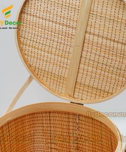 Giỏ mây có nắp mở và khóa