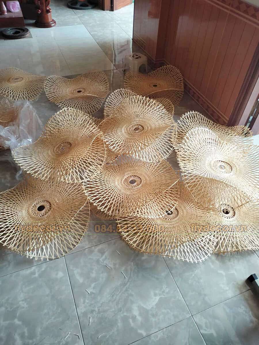 Đèn lá sen thực tế