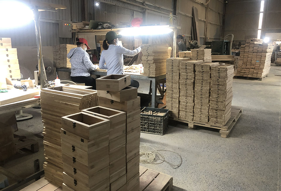 Sản xuất đồ tre theo yêu cầu